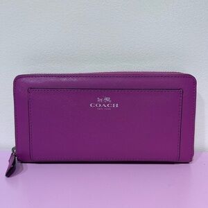Coach F50427 Accordion Zip‎ Wallet in Crossgrain/Saffiano Leather